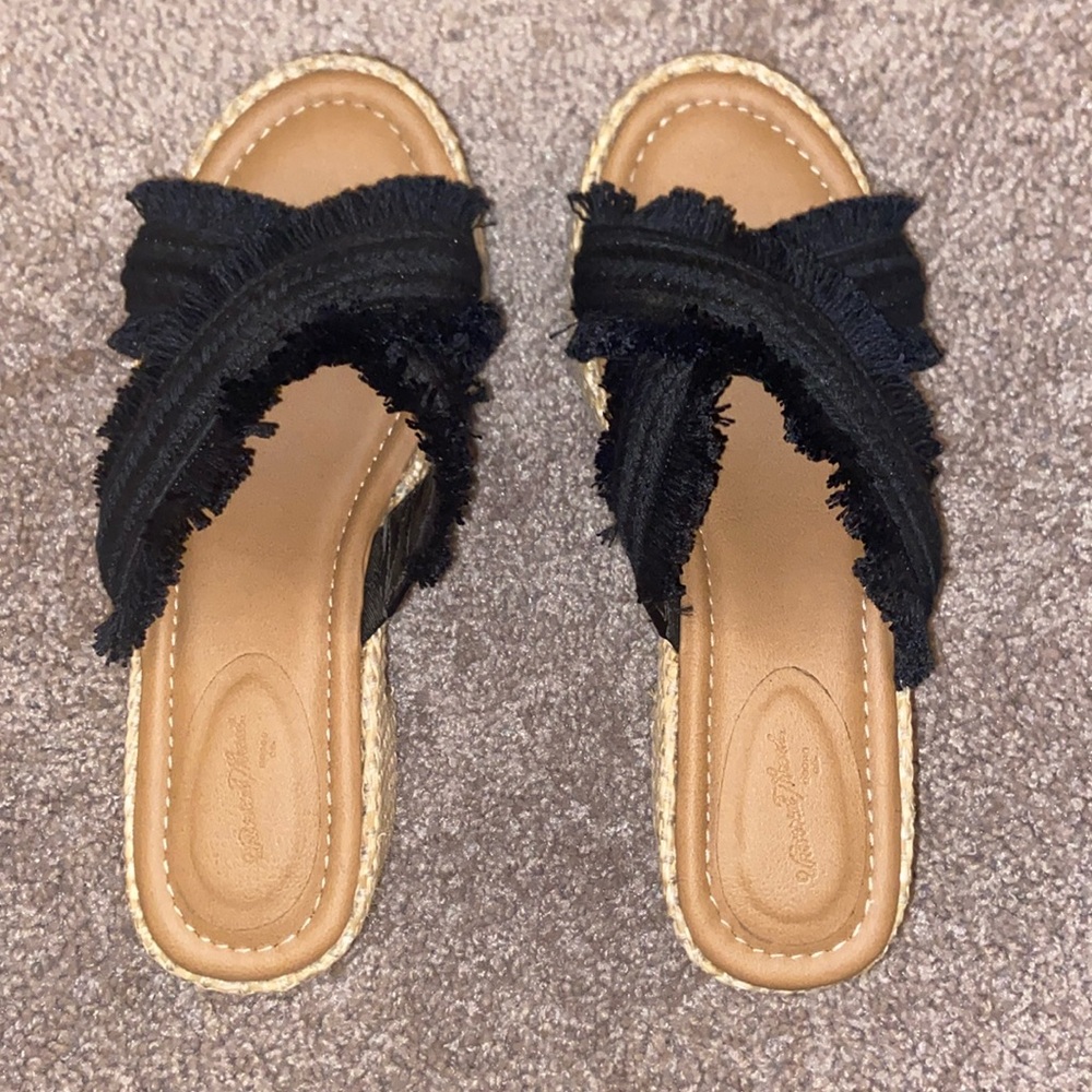 Black Wedge - Size 8 1/2
